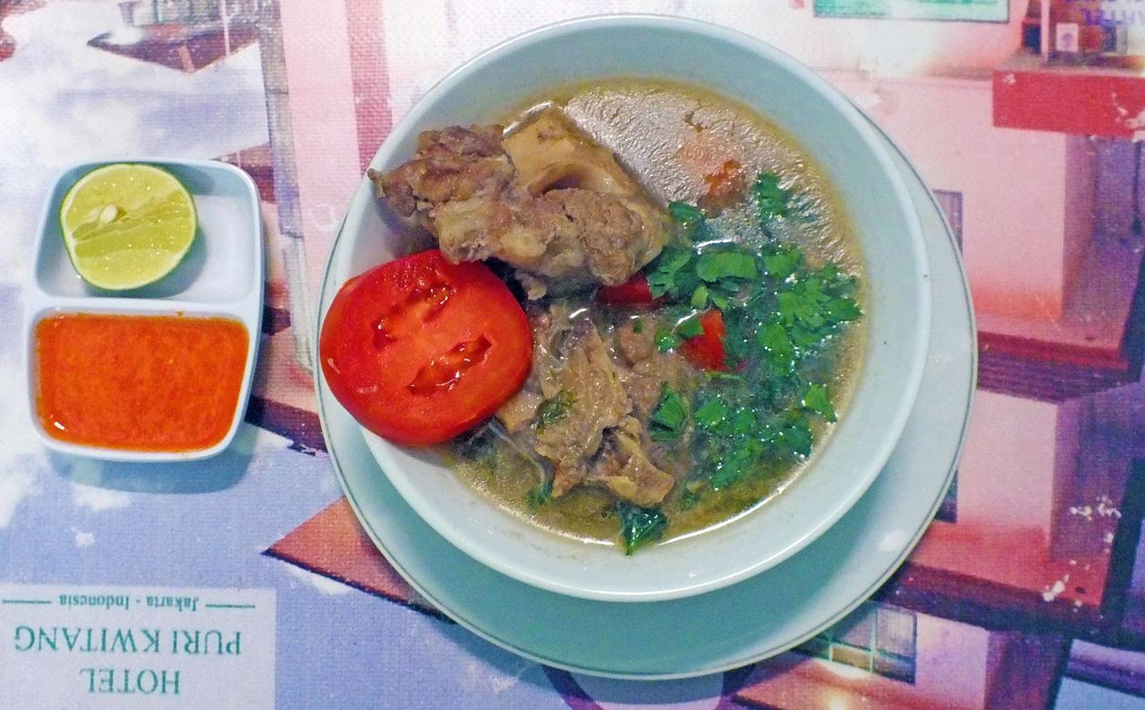 Hotel Puri Kwitang Jakarta Buitenkant foto