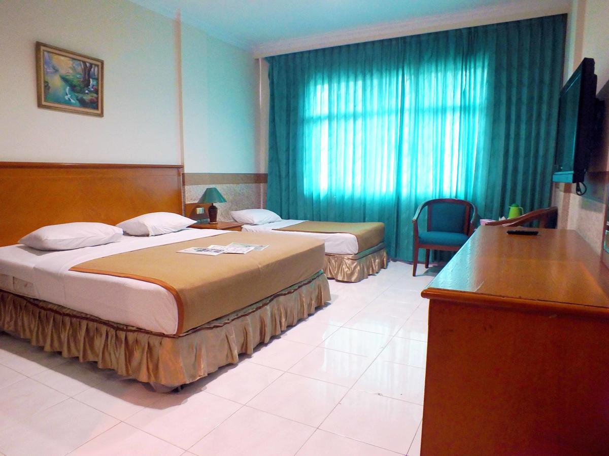 Hotel Puri Kwitang Jakarta Buitenkant foto