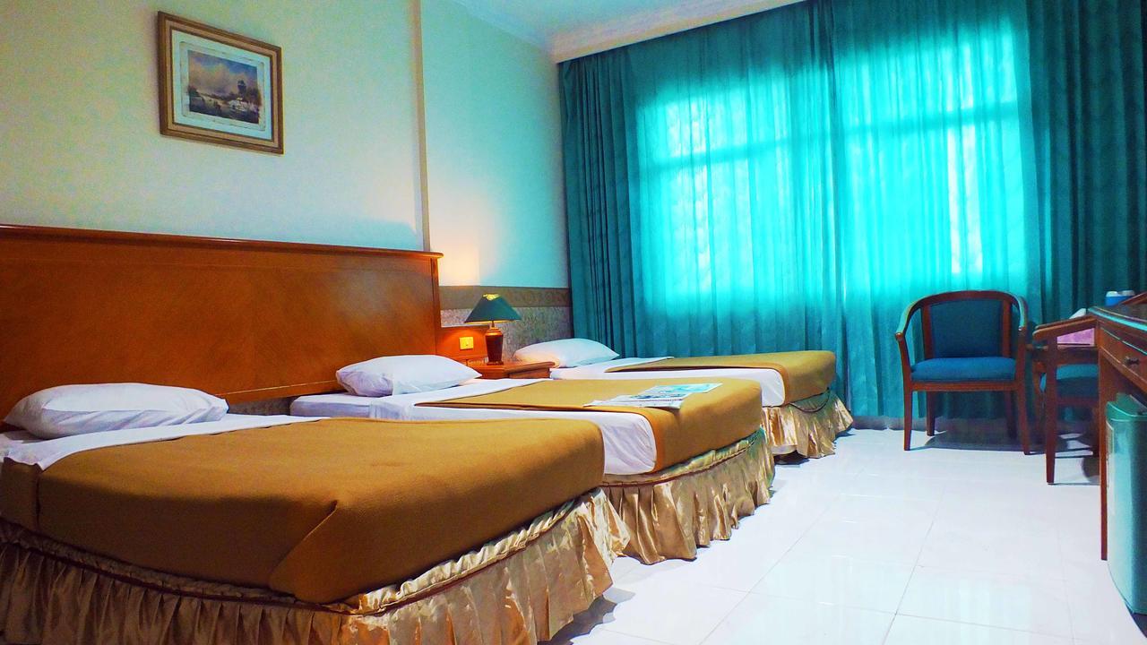 Hotel Puri Kwitang Jakarta Buitenkant foto