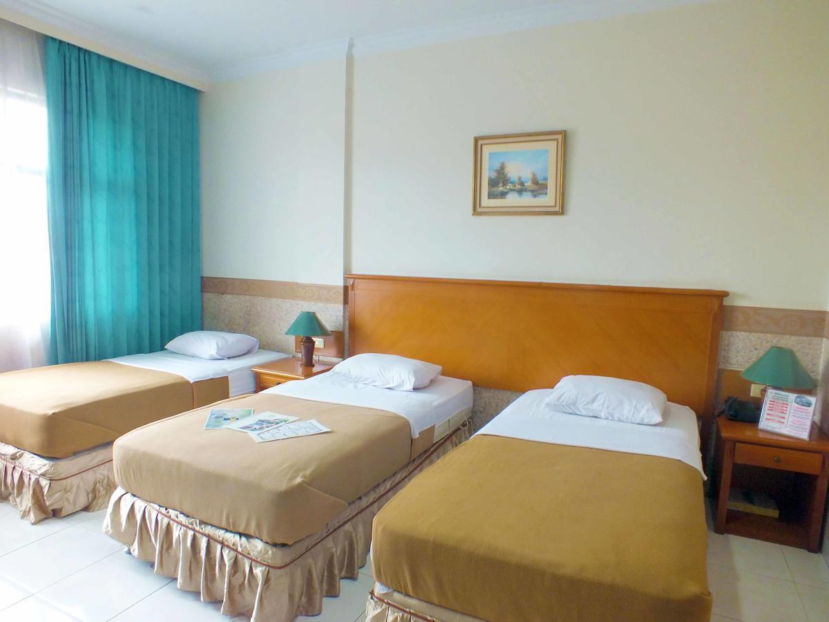 Hotel Puri Kwitang Jakarta Buitenkant foto