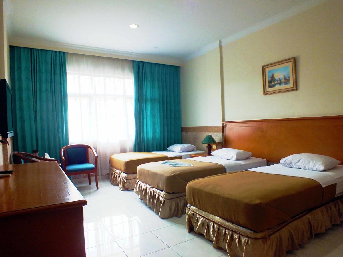 Hotel Puri Kwitang Jakarta Buitenkant foto